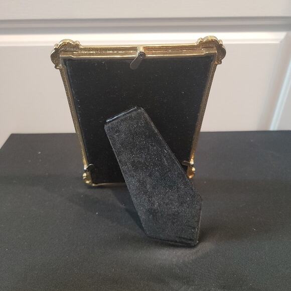 Ornate Red and Gold-Tone Metal Picture Frame - 6.5" x 4.5" - Picture 6 of 9